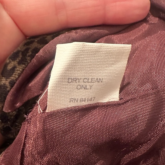 100% Wool Animal Print Sleeveless Vest Front Buttons Fully Lined Soft Sz Med - Picture 9 of 11